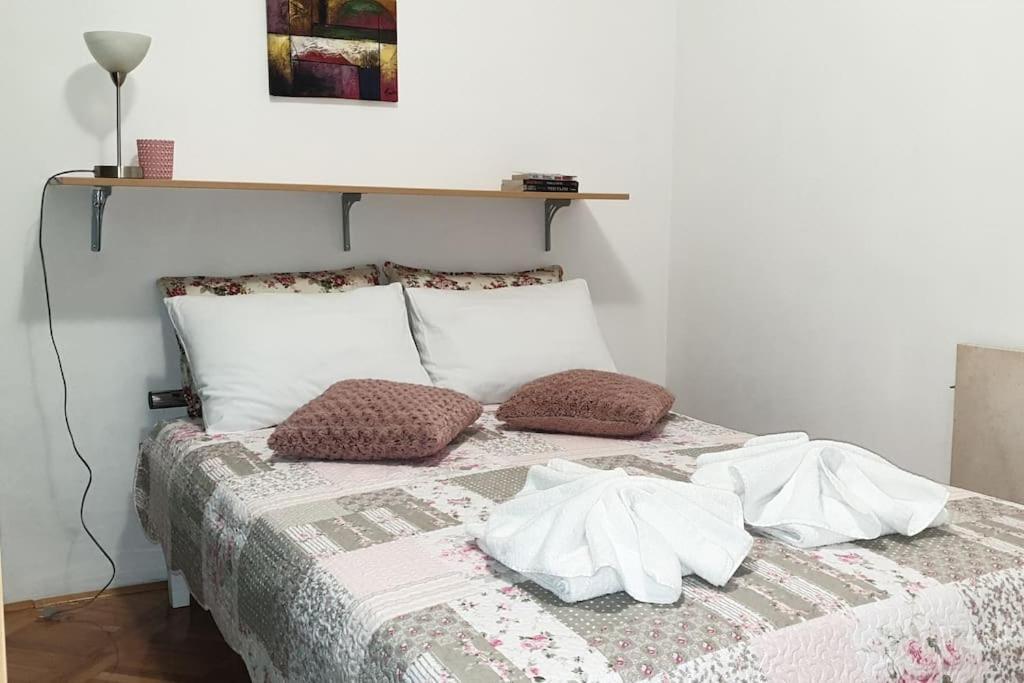 Alex Apartment Zemun ภายนอก รูปภาพ